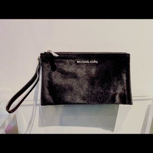 MICHAEL KORS Pochette, wristlet. Brand new. Black pony hair.